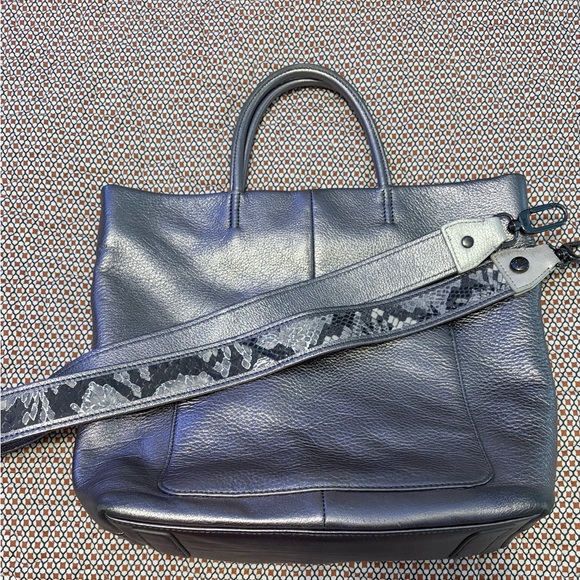 HOBO Silver Metallic Leather Shoulder Bag - Picture 4 of 8